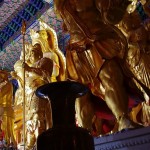 L'intérieur d'un temple bouddhiste
